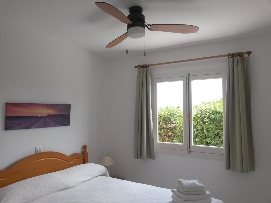 Apartamentos Ses Anneres Cala'N Blanes  Cameră foto